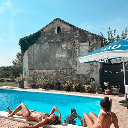 Sofia - Quiet Village&quick Highway Close To Biograd Na Moru And Zadar